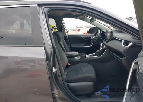 2021 Toyota Rav4 Le z USA, uszkodzony, nr VIN 2T3H1RFV1MW125260